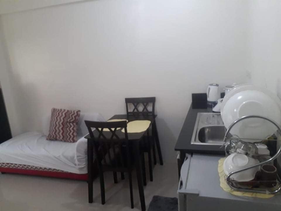 Your City•Home Apartment Paranaque City المظهر الخارجي الصورة
